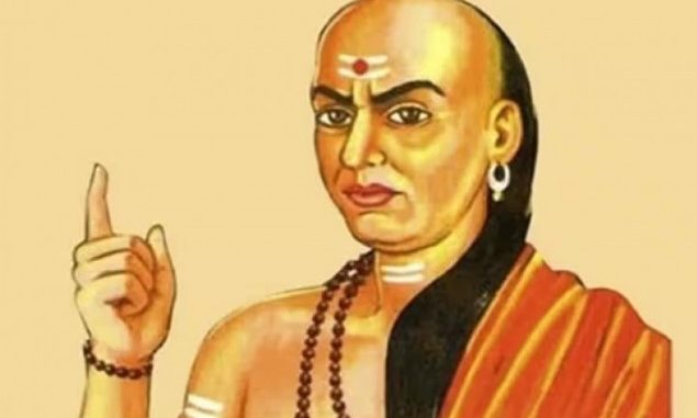 Chanakya Niti: पत्नी के साथ ऐसा व्यवहार करने वाले पुरुष होते हैं गरीब!!