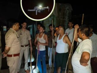 In UP villages, villagers are spending their nights by looking at the sky and keeping watch
