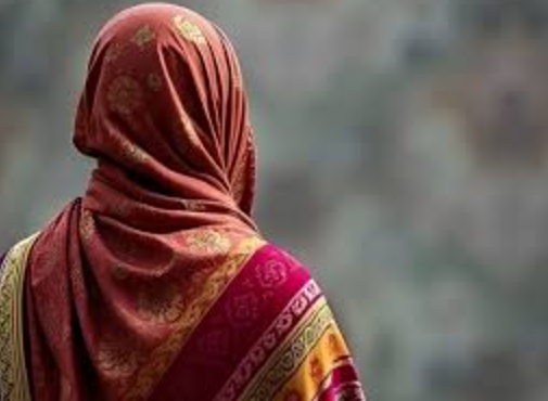 In Bihar, a teacher's wife called two young men and got her husband beaten up, complaint reached the police station