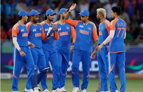 Pakistan was beaten again... India won the match by 6 wickets.