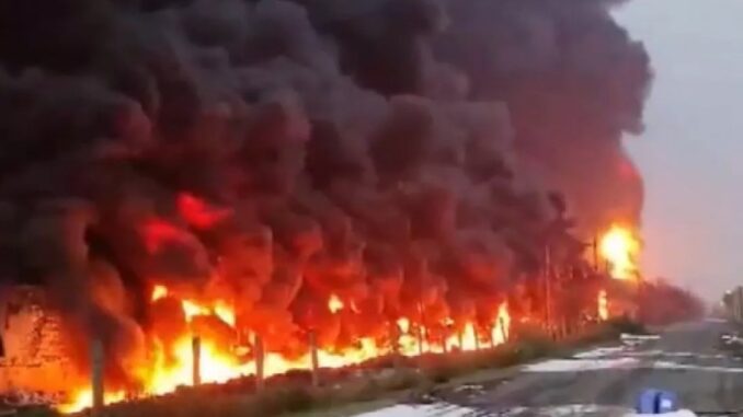 The country is shaken by a massive fire: Even 15 vehicles failed to extinguish the fire - know the latest situation