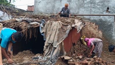 Torrential rains wreak havoc in Muzaffarnagar, kutcha houses collapse