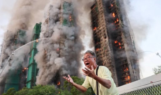Major accident: Seven high-rise buildings gutted in a massive fire, devastation everywhere.