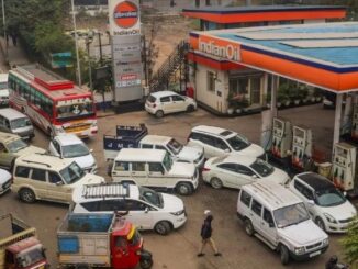 Big news: Long queues at petrol pumps in several cities across the country - know the full story
