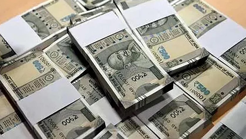 यूट्यूब से ली ट्रेनिंग, फिर दनादन 500-500 के नकली नोट छापने लगे पति-पत्नी​
