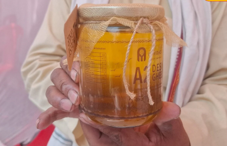 35 लीटर दूध में 1 किलो देसी घी होता है तैयार, कीमत 2500 रुपए प्रति किलो, ऐसा क्या है खास?​