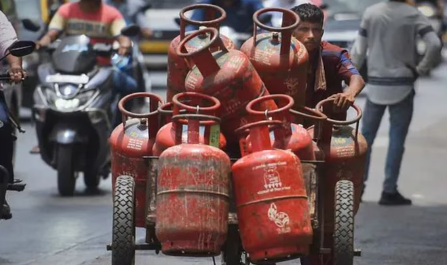 बडी खबर: 30 जून के बाद इन्हें नहीं मिलेगा LPG सिलेंडर ? खत्म हो रही 90 दिन वाली डेडलाइन!​