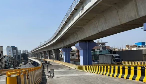 दिल्ली वालों की लग गई लॉटरी! 11 साल बाद खुलने जा रहा है ये बड़ा फ्लाईओवर​