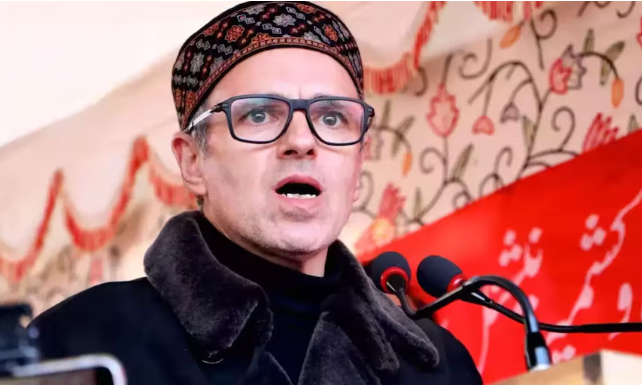 सही वक्त कब आएगा? वो तो मोदी का वादा था… दिल्ली कूच से पहले उमर अब्दुल्ला ने स्टेटहुड पर भाजपा को घेरा सही वक्त कब आएगा? वो तो मोदी का वादा था… दिल्ली कूच से पहले उमर अब्दुल्ला ने स्टेटहुड पर भाजपा को घेरा