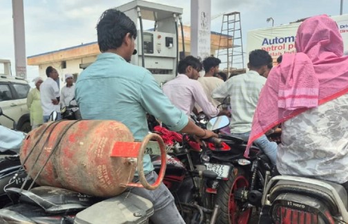 ऑनलाइन LPG सिलेंडर की बिक्री से लेकर पेट्रोल-डीजल के रेट तक, जानें अपडेट